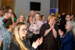 Vairāk nekā dzīvesvieta: zināmas pirmās 60 apkaimes Latvijā, kuras piedalīsies programmā ''Drošas kopienas'' 